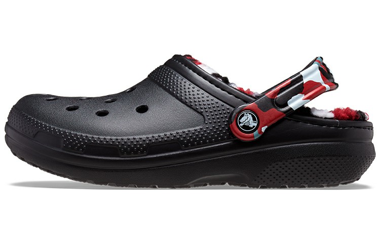 Beli Crocs Classic Lined Camo Clog 'Black Red' 208047-063