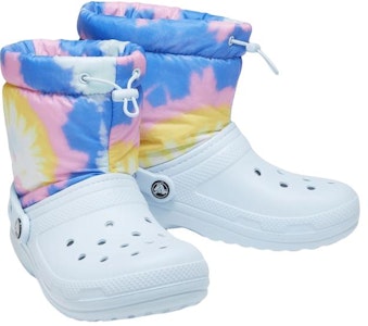 クロックス クラシック ラインド ネオ パフ ブーツ「タイダイ ミネラル ブルー」207328-002 207328-002 Lookbook クロックス クラシック ラインド ネオ パフ ブーツ「タイダイ ミネラル ブルー」207328-002 207328-002
