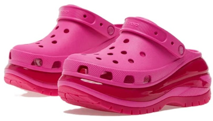 Crocs Classic Mega Crush Clog 'Pink' 207988-6UB Lookbook Crocs Classic Mega Crush Clog 'Pink' 207988-6UB