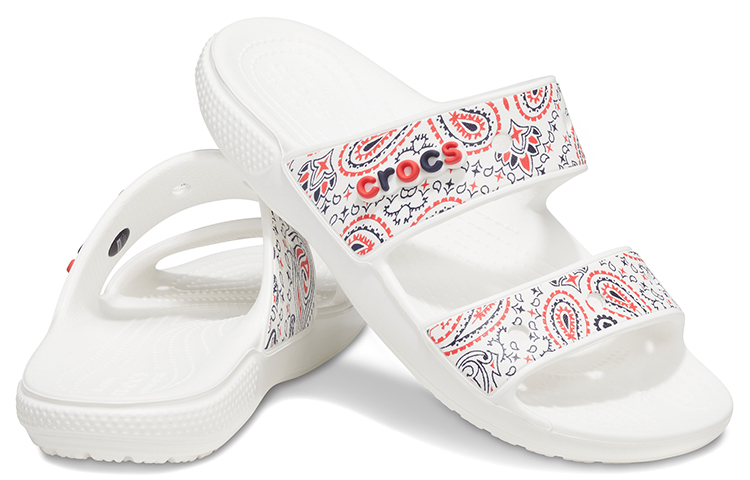 Shop Crocs经典防滑耐磨运动拖鞋男女通用白色 207350-94S