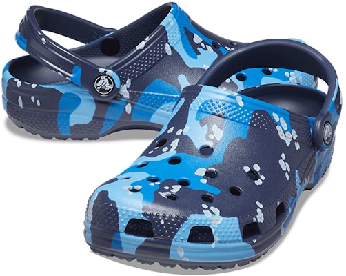 Crocs Classic Printed Camo Clogs 'Blue Navy' 206454-4HQ Shop Crocs Classic Printed Camo Clogs 'Blue Navy' 206454-4HQ