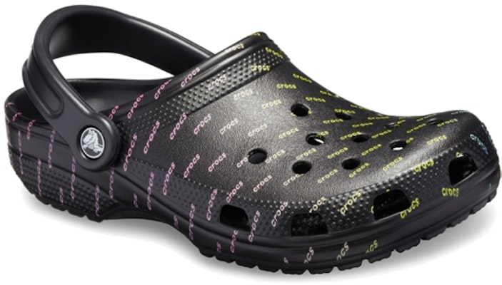 크록스 클래식 아웃도어 블랙 (Crocs Classic Outdoor Black) 205706-0C4 Lookbook 크록스 클래식 아웃도어 블랙 (Crocs Classic Outdoor Black) 205706-0C4