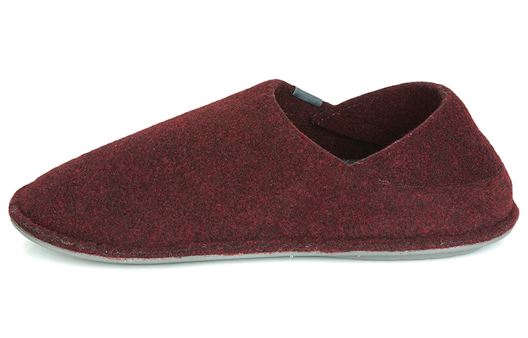 Crocs Classic Slipper Soft Sole Shoe Unisex Red 205837-60V