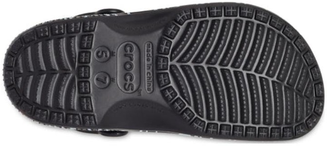 クロックス クラシック スマイリー (黒/白) 207971-0C4 Sizing クロックス クラシック スマイリー (黒/白) 207971-0C4