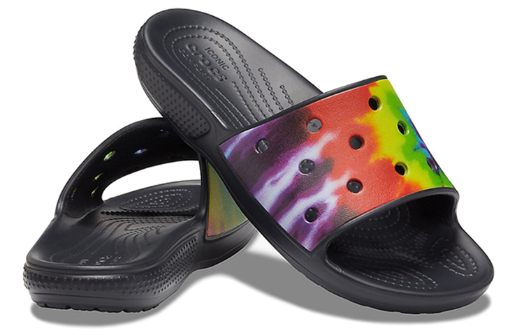 Shop Crocs Classic Corak Tie Dye Kasut Kasual Hitam 206520-90H