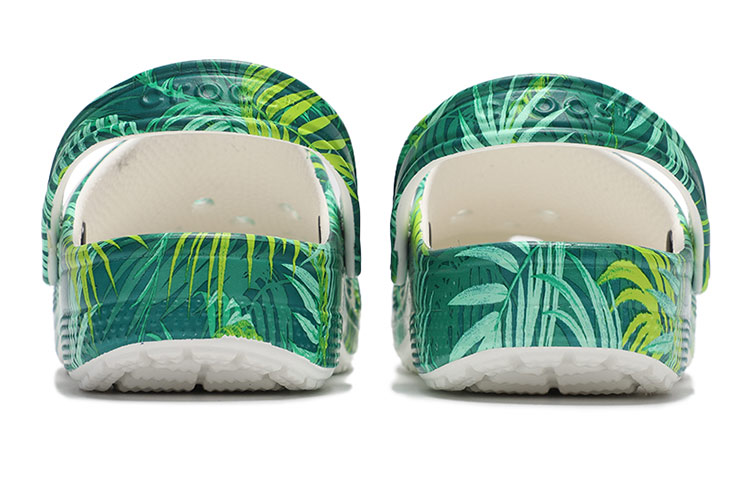 Shop Crocs Classiques Sabots Tropicaux Camouflage Vert Sandales 207179-94S