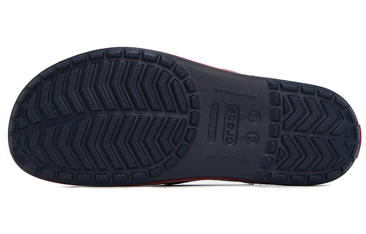 Shop クロックス クロックバンド サンダル 紺/赤 (Unisex) 204108-4CC