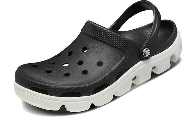 Crocs Duet Beach Sandals Black White 11991-066 Lookbook Crocs Duet Beach Sandals Black White 11991-066