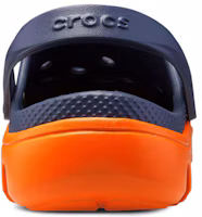 Lookbook Crocs Duet 沙灘洞洞運動涼鞋 藍橘