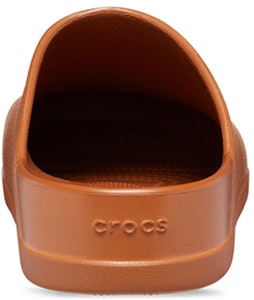 Crocs卡駱馳 輕便 舒適 運動拖鞋 男女同款 淺棕色 Shop Crocs卡駱馳 輕便 舒適 運動拖鞋 男女同款 淺棕色