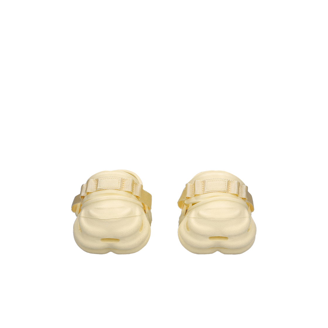 Shop Crocs Echo 拖鞋奶油色 207937-76O