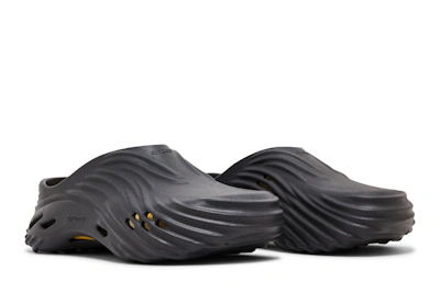 Crocs Echo Wave 'Black Sand'
