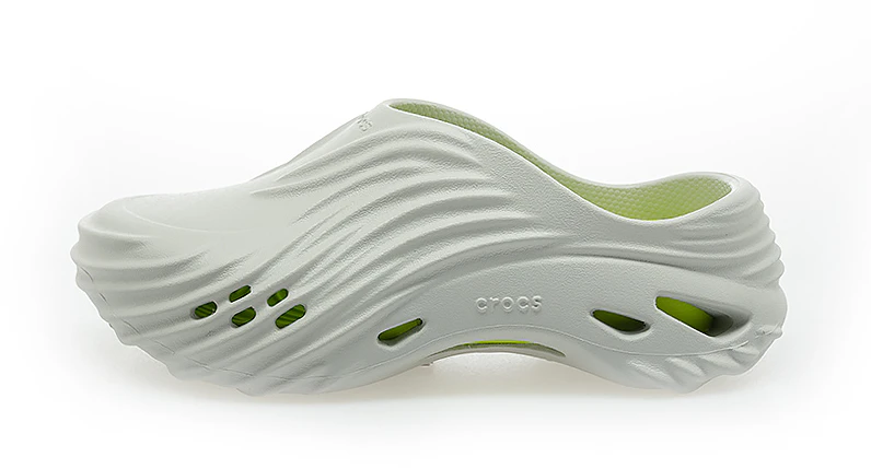 crocs-echo-wave-atm-sneakers-plain-gray-surface-210521-1-ft