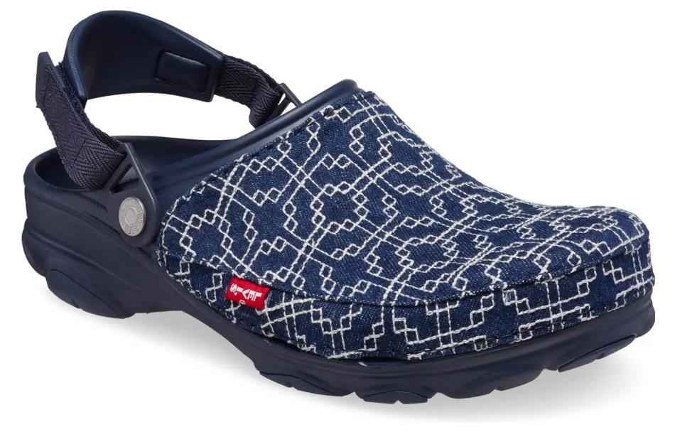 Order Crocs Levi's x Classic All-Terrain Clog 'Sashiko - Biru Tua' 208917-410