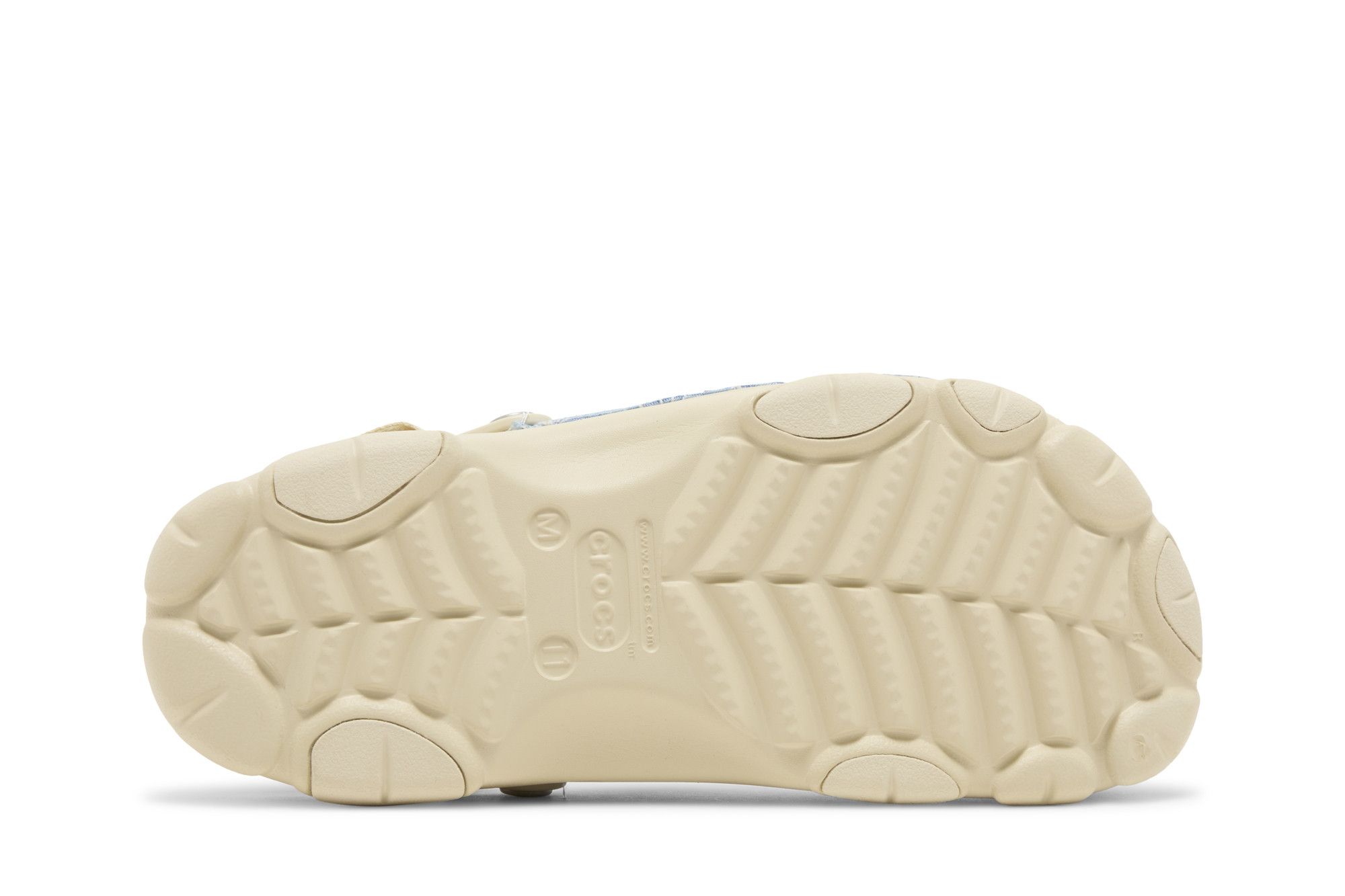 Shop Crocs Levi''s x Classic All-Terrain Clog ''Sashiko - Blu Osso'' 208917-2Y2