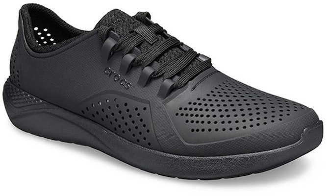 Crocs Literide 休閒運動鞋 全黑 Lookbook Crocs Literide 休閒運動鞋 全黑