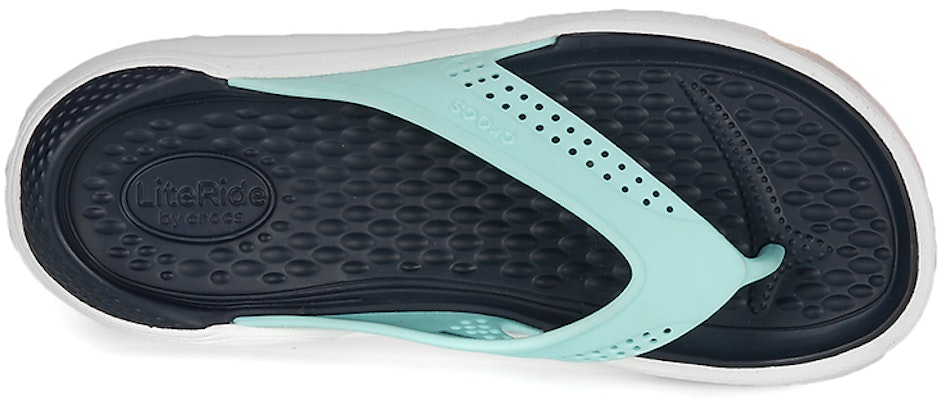 Crocs LiteRide Beach Cozy Shoe Unisex Blue 205182-4KP Lookbook Crocs LiteRide Beach Cozy Shoe Unisex Blue 205182-4KP