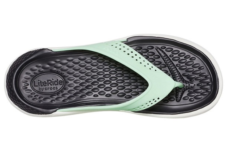 Shop Crocs LiteRide Strand Flip-Flops Minzgrün 205182-3TP