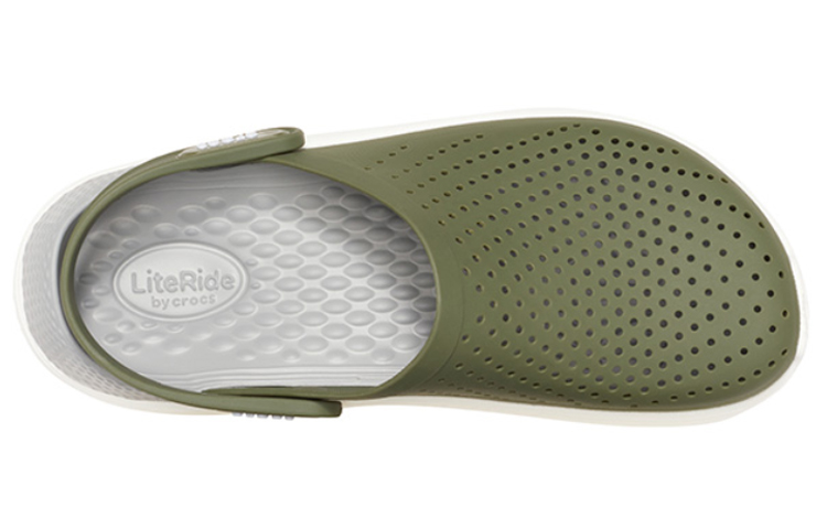 Lookbook Crocs LiteRide Strand Schuhe Armeegrün 204592-37P