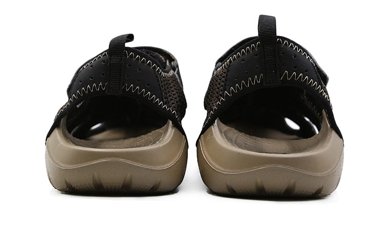 Lookbook 크록스 스위프트워터 샌들 '카키' (Keurokeuseu Seuwipeuteuwoteo Saendeul 'Kaki') 203967-22Y