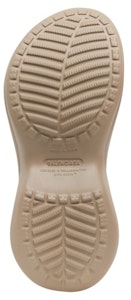 Balenciaga 巴黎世家 Crocs 套穿橡膠中筒鞋 米色 Shop Balenciaga 巴黎世家 Crocs 套穿橡膠中筒鞋 米色