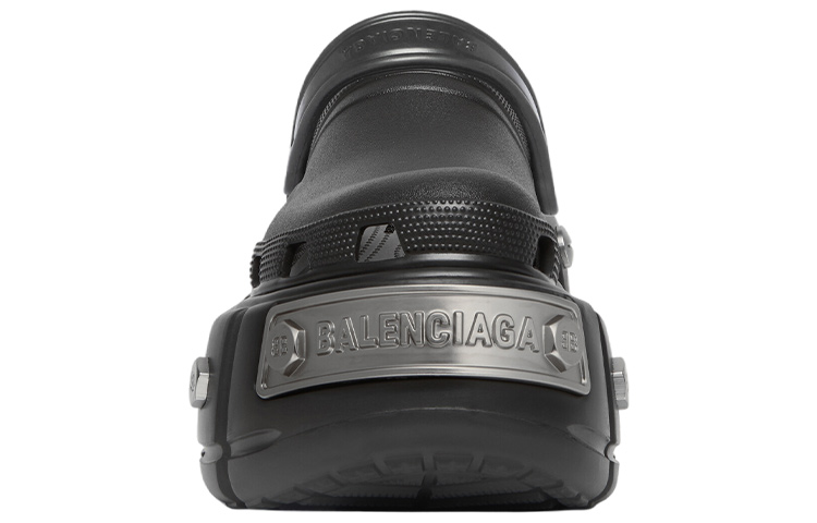 Shop Crocs x Balenciaga 黑色硬质凉鞋 687397W1S8N1081-/-687398W1S8N1081
