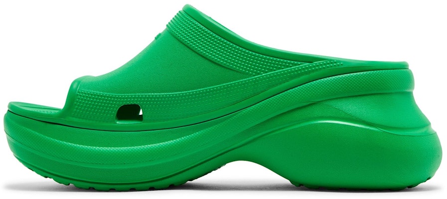 Crocs x Balenciaga 浴池拖鞋『綠色』677386-W1S8E-3033 Lookbook Crocs x Balenciaga 浴池拖鞋『綠色』677386-W1S8E-3033