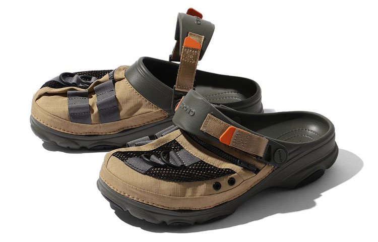 Shop Crocs x Beams Zuecos Clásicos Chaleco de Pesca 'Tan Dusty Olive' 206685-2ZD