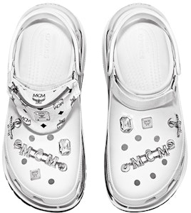 MCM Crocs x Mega Crush Clogs 'Putih Perak' MEXDAMM08WT Shop MCM Crocs x Mega Crush Clogs 'Putih Perak' MEXDAMM08WT