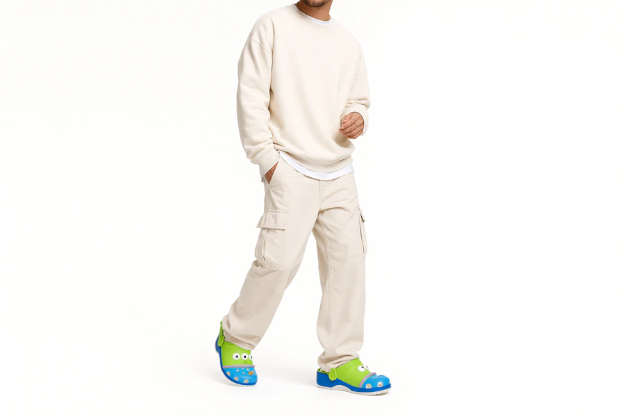 Crocs x Toy Story Classic Clog 'Alien' 213010-90H Order Crocs x Toy Story Classic Clog 'Alien' 213010-90H