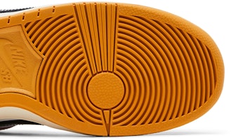 CSEF x Nike Dunk Low SB「白色清澈綠寶石」 HJ4132-100 Purchase CSEF x Nike Dunk Low SB「白色清澈綠寶石」 HJ4132-100