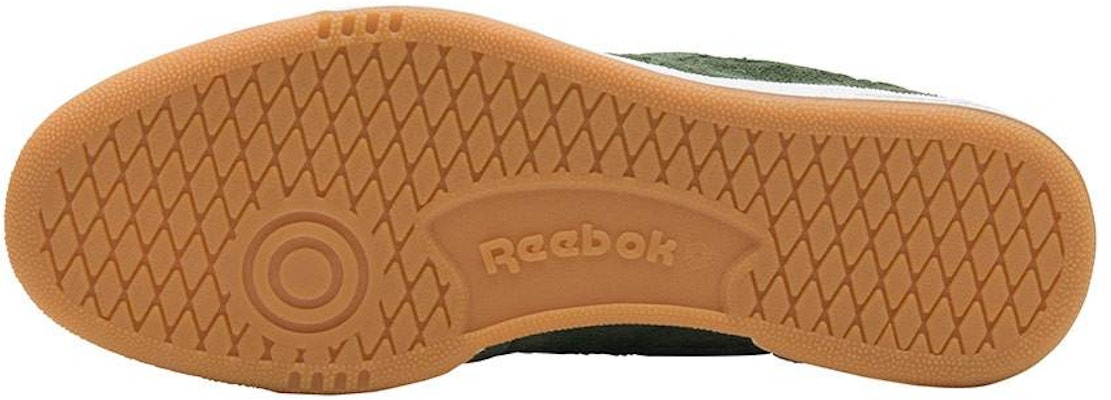 Curren$y x Reebok Club C 85 “喷气生活” BS7338 Lookbook Curren$y x Reebok Club C 85 “喷气生活” BS7338