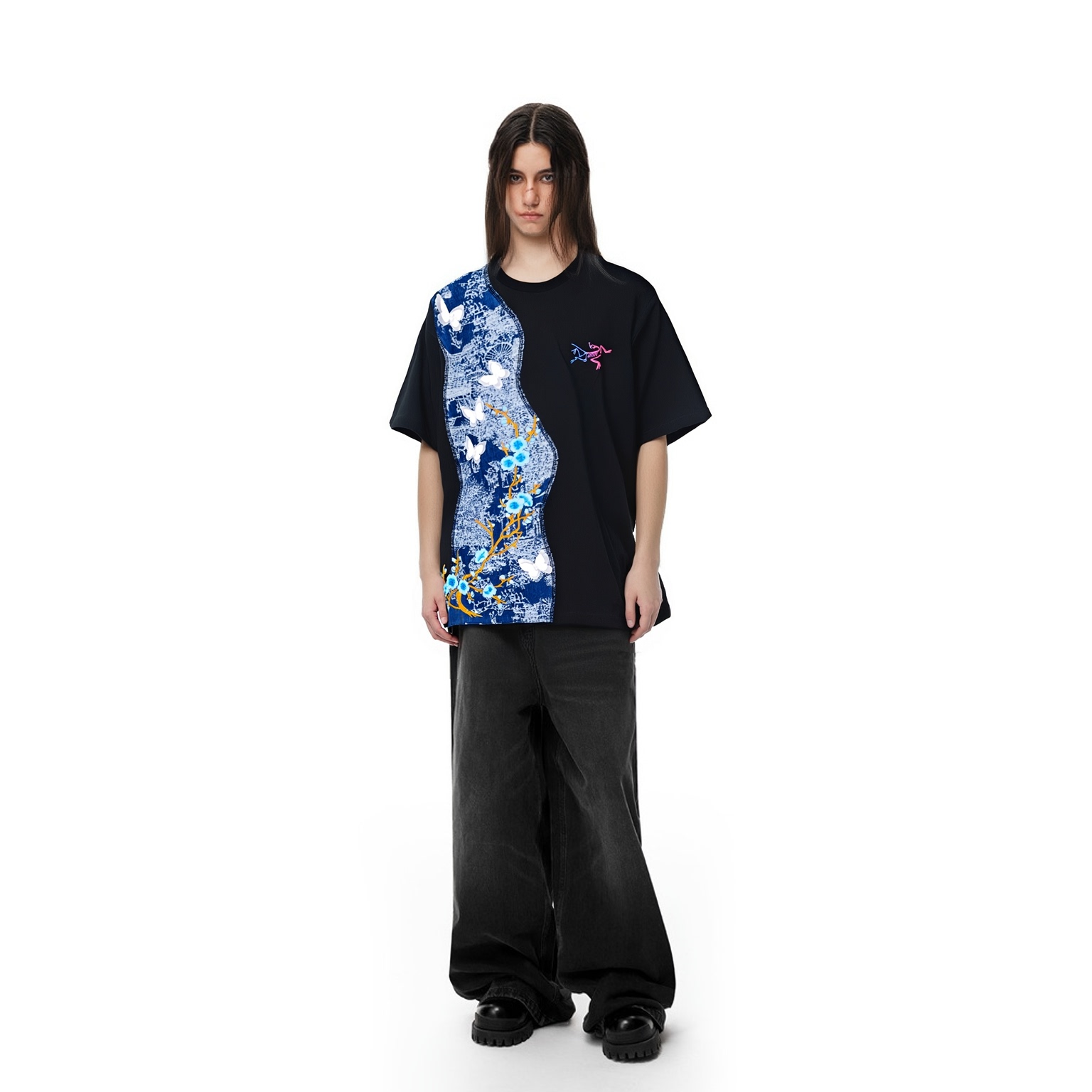 Custom Arcteryx Fantasy Blue Butterfly Embroidered Loose Fit T-Shirt Black Unisex. X000008464(Group223 圖 4