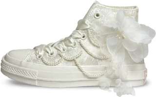 Custom Converse 1970s Pearl Lace Flower High-Top Canvas Sneakers Off-White . A07247C (team470-Sauvignon Blanc) Custom Converse 1970s Pearl Lace Flower High-Top Canvas Sneakers Off-White . A07247C (team470-Sauvignon Blanc)