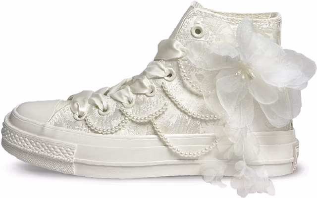 Converse Customisées 1970s Fleur Dentelle Perles Haute Toile Off-White. A07247C (team470-Sauvignon Blanc) Buy Converse Customisées 1970s Fleur Dentelle Perles Haute Toile Off-White. A07247C (team470-Sauvignon Blanc)