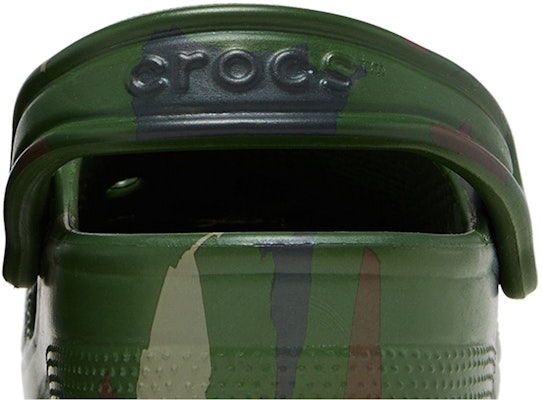 Daily Paper x Crocs Classic Clog 'Camuflaje Verde'. 207250-315 Sizing Daily Paper x Crocs Classic Clog 'Camuflaje Verde'. 207250-315