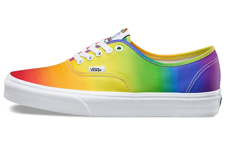 Buy Dallas Clayton x Vans Authentic '彩虹' VN0A38EMMOU