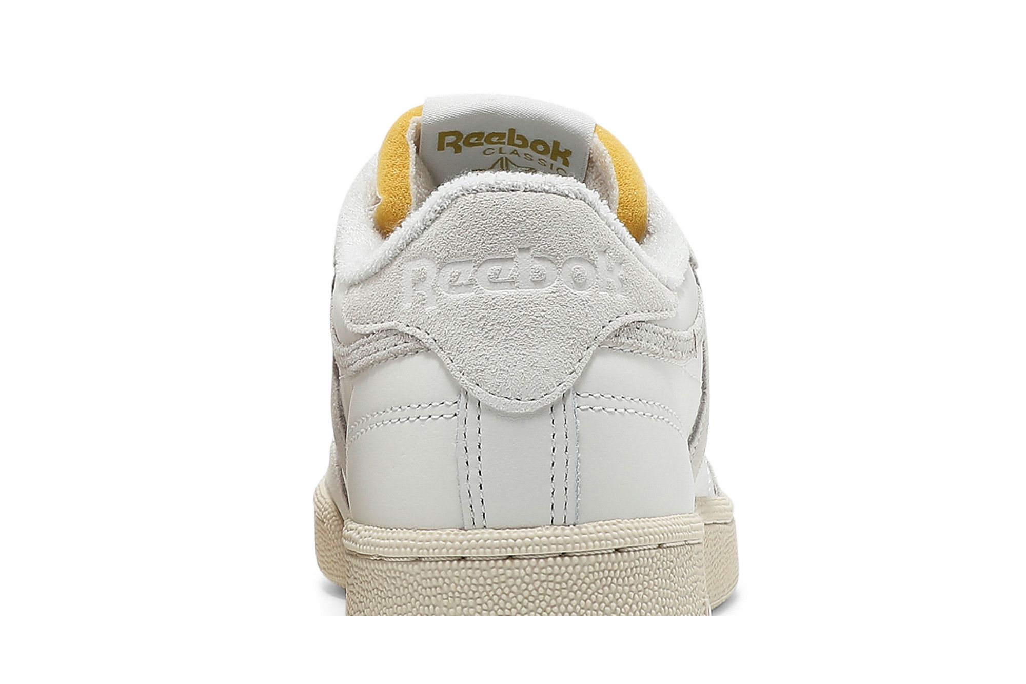 Sizing "Danielle Guizio x Reebok Club C 85 'Tiza'" GZ3035
