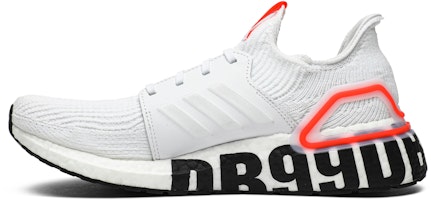 David Beckham x adidas UltraBoost 2019「三冠王 20 週年紀念」FW1970 Lookbook David Beckham x adidas UltraBoost 2019「三冠王 20 週年紀念」FW1970