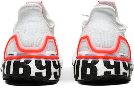 大卫·贝克汉姆 x 阿迪达斯UltraBoost 2019 '三冠王20周年' FW1970 Details for 大卫·贝克汉姆 x 阿迪达斯UltraBoost 2019 '三冠王20周年' FW1970