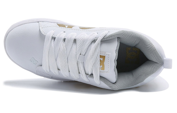 Shop DC Shoes Graffik SE 'Blanco Oro' 300927-WG1