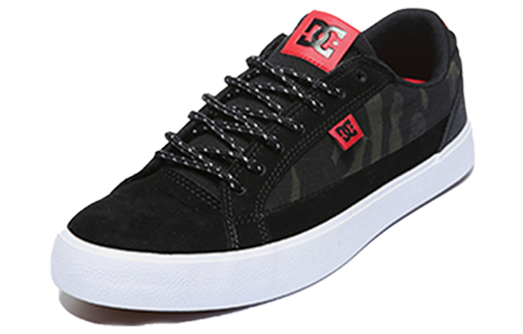 Lookbook DC Shoes Lynnfield S SE 'Camo Hitam' ADYS300509-KCO