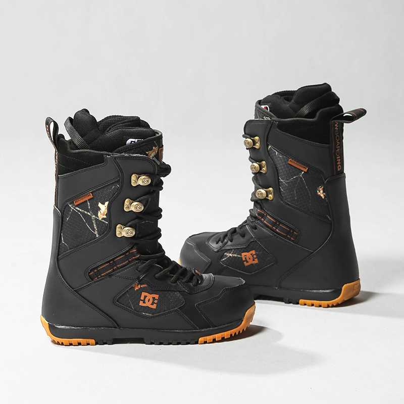 Shop DC Shoes Mutiny 'Lace-Up Adult Snowboard Boot' 3002202