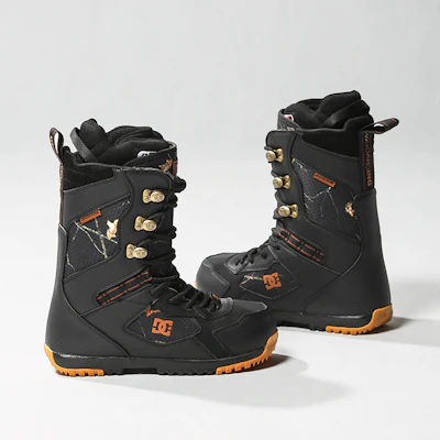 DC Shoes Mutiny 'Lace-Up Adult Snowboard Boot' 3002202 Shop DC Shoes Mutiny 'Lace-Up Adult Snowboard Boot' 3002202