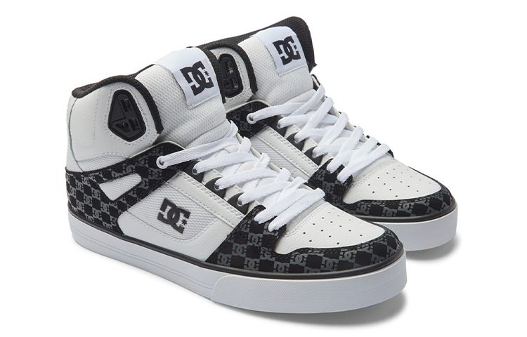 Shop DC Shoes Pure High-Top 'Clásico Retro' ADYS400043