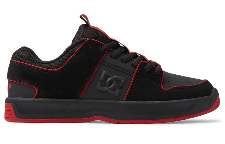 Order DC Shoes Star Wars x Low ''Zwart Rood'' ADYS100726-XKKR