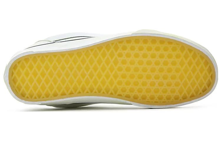 Shop DCA x Vans Knu-Skool VLT LX「芝生跡」(Shibafu Ato) VN0007QDBGN