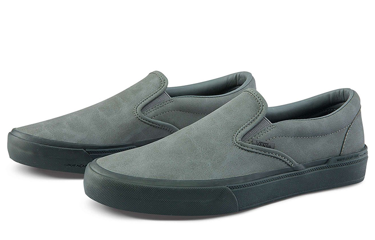 Order Dennis Enarson x Vans BMX Slip-On ''Zinn'' VN0A5JIS9BI