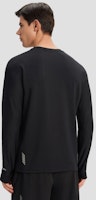 DESCENTE Kaos Lengan Panjang Crewneck Raglan Warna Polos Bernapas D4131RTL42 7
