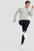 DESCENTE Kaos Lengan Panjang Crewneck Raglan Warna Polos Bernapas D4131RTL42 Details for DESCENTE Kaos Lengan Panjang Crewneck Raglan Warna Polos Bernapas D4131RTL42